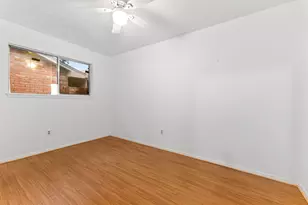 13141 High Star Dr, Houston, TX 77072 - Photo 11