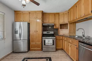 10319 Dunvegan Way, Houston, TX 77013 - Photo 1