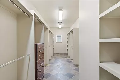 15 Laurelwood Drive, Houston, TX 77058 - Photo 25