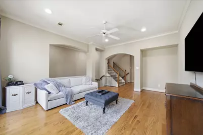 15 Laurelwood Drive, Houston, TX 77058 - Photo 9