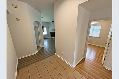 5003 Daymon Court, Hutto, TX 78634 - Photo 7