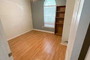 5003 Daymon Ct, Hutto, TX 78634 - Photo 17