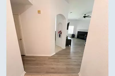 5003 Daymon Court, Hutto, TX 78634 - Photo 7