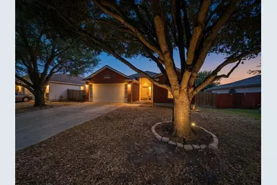5003 Daymon Court, Hutto, TX 78634 - Photo 3