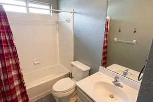 5003 Daymon Ct, Hutto, TX 78634 - Photo 25