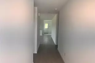 25668 Rose Creek Dr, Cleveland, TX 77328 - Photo 3