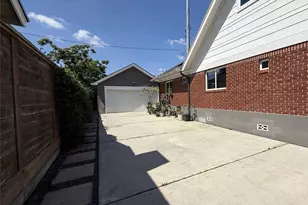 2302 Ruth St, Houston, TX 77004 - Photo 17