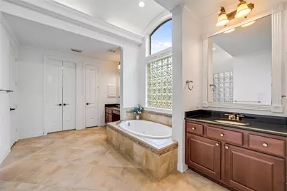 59 Nocturne Woods Place, The Woodlands, TX 77382 - Photo 25