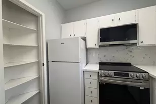 7901 Cambridge St, Houston, TX 77054 - Photo 15