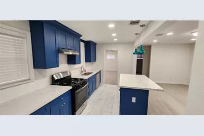 4921 Nina Lee Lane, Houston, TX 77092 - Photo 9