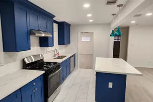 4921 Nina Lee Ln, Houston, TX 77092 - Photo 9