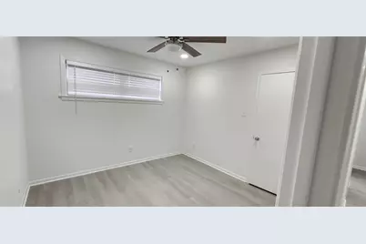 4921 Nina Lee Lane, Houston, TX 77092 - Photo 19