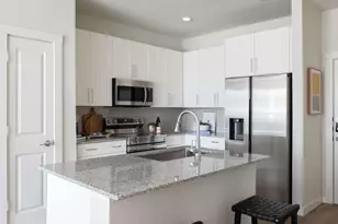 19101 Town Ridge Ln, Webster, TX 77598 - Photo 3