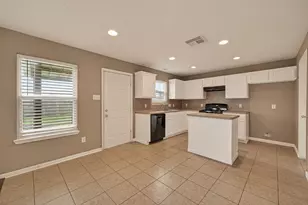 2338 Summit Meadow Dr, Houston, TX 77489 - Photo 5