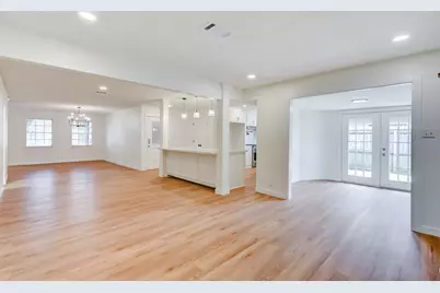 408 N 36th Street, Nederland, TX 77627 - Photo 17