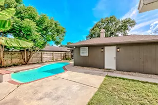 408 N 36th St, Nederland, TX 77627 - Photo 41