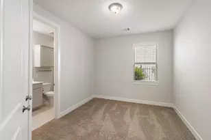 11 Floral Vista Dr, Tomball, TX 77375 - Photo 33