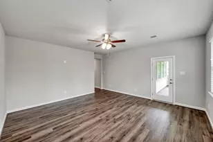 11 Floral Vista Dr, Tomball, TX 77375 - Photo 27