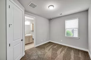 11 Floral Vista Dr, Tomball, TX 77375 - Photo 23