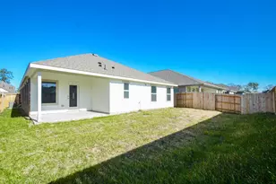 3106 Stonebriar Dr, Conroe, TX 77301 - Photo 5