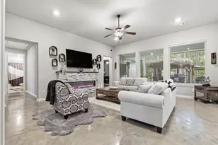 15516 Frst Grv Dr, Willis, TX 77378 - Photo 5