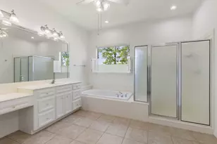 132 Lyndsey Dr, Montgomery, TX 77316 - Photo 29