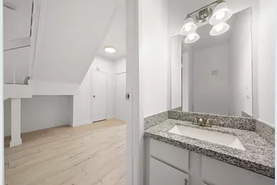 8433 Wednesbury Lane, Houston, TX 77074 - Photo 7