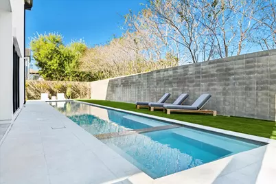 4002 Meadow Lake Lane, Houston, TX 77027 - Photo 39