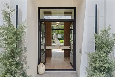 4002 Meadow Lake Lane, Houston, TX 77027 - Photo 3