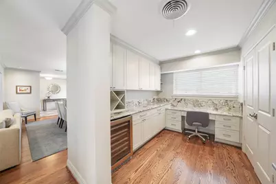5058 Yarwell Drive, Houston, TX 77096 - Photo 9