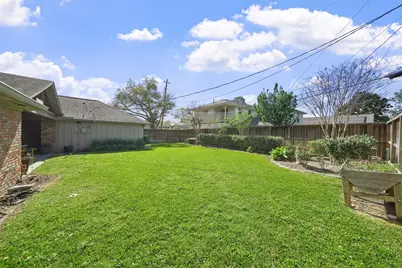 5058 Yarwell Drive, Houston, TX 77096 - Photo 35