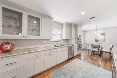 5058 Yarwell Drive, Houston, TX 77096 - Photo 11