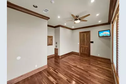 1239 Lagoon Drive, Crystal Beach, TX 77650 - Photo 5
