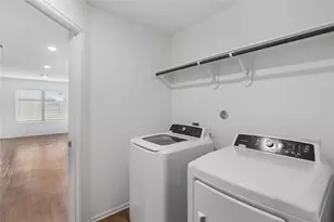 3034 Twisted Myrtle Dr, Conroe, TX 77301 - Photo 9