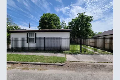 3416 Europa Street, Houston, TX 77022 - Photo 31
