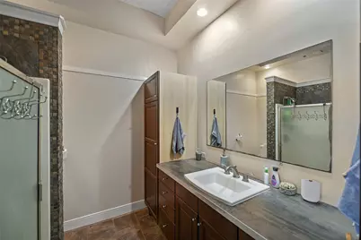 2213 Postoffice, Galveston, TX 77550 - Photo 25