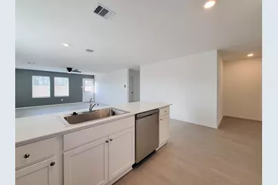 15671 Plum Brook Drive, Conroe, TX 77303 - Photo 7