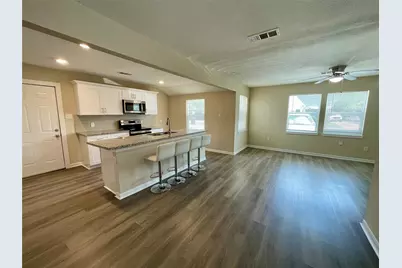 6810 Foster Street, Houston, TX 77021 - Photo 9