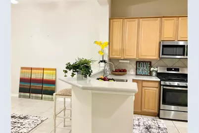 186 N Valley Oaks Circle, The Woodlands, TX 77382 - Photo 7