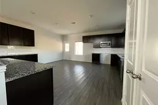 8039 Brooks Crossing, Baytown, TX 77521 - Photo 7