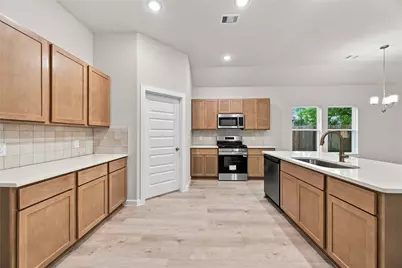 513 Johnson Street, Dayton, TX 77535 - Photo 7