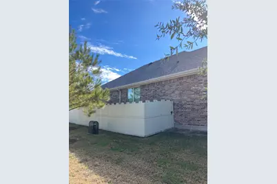 10442 Eastern Bluestar Drive, Conroe, TX 77385 - Photo 5