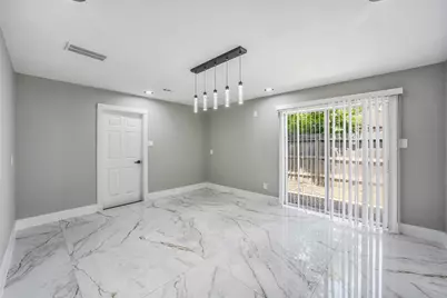 7834 Vickijohn Drive, Houston, TX 77071 - Photo 7