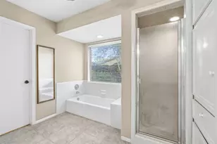 112 Quiet Wind Dr, Conroe, TX 77356 - Photo 15