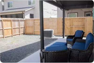 7925 Brandon St Street #B, Houston, TX 77051 - Photo 7