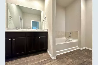 5410 Pembrokeshire Circle, Katy, TX 77449 - Photo 13