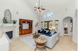 22 N Millsap Cir, The Woodlands, TX 77382 - Photo 9