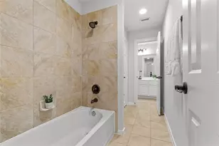 22 N Millsap Cir, The Woodlands, TX 77382 - Photo 35