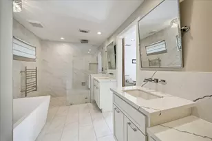 7910 Del Monte Dr, Houston, TX 77063 - Photo 19