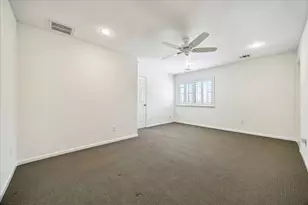 7910 Del Monte Dr, Houston, TX 77063 - Photo 33